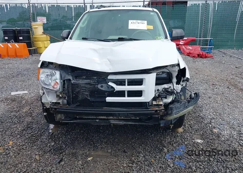 2011 Ford Escape Hybrid z USA, uszkodzony, nr VIN 1FMCU5K35BKB92993